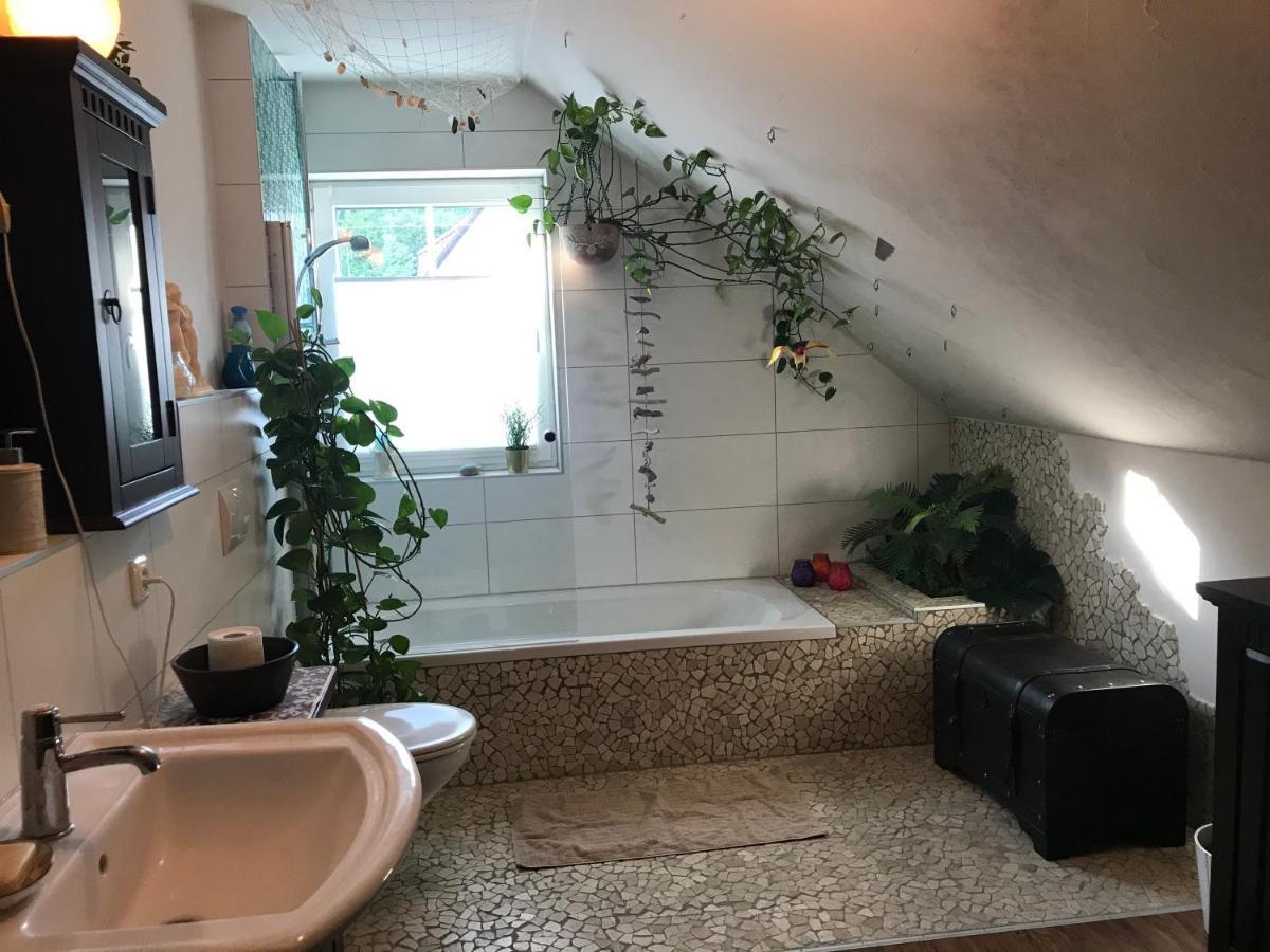 Campbell`s Ridge - Familienzimmer im Kurviertel von Bad Orb Exterior foto